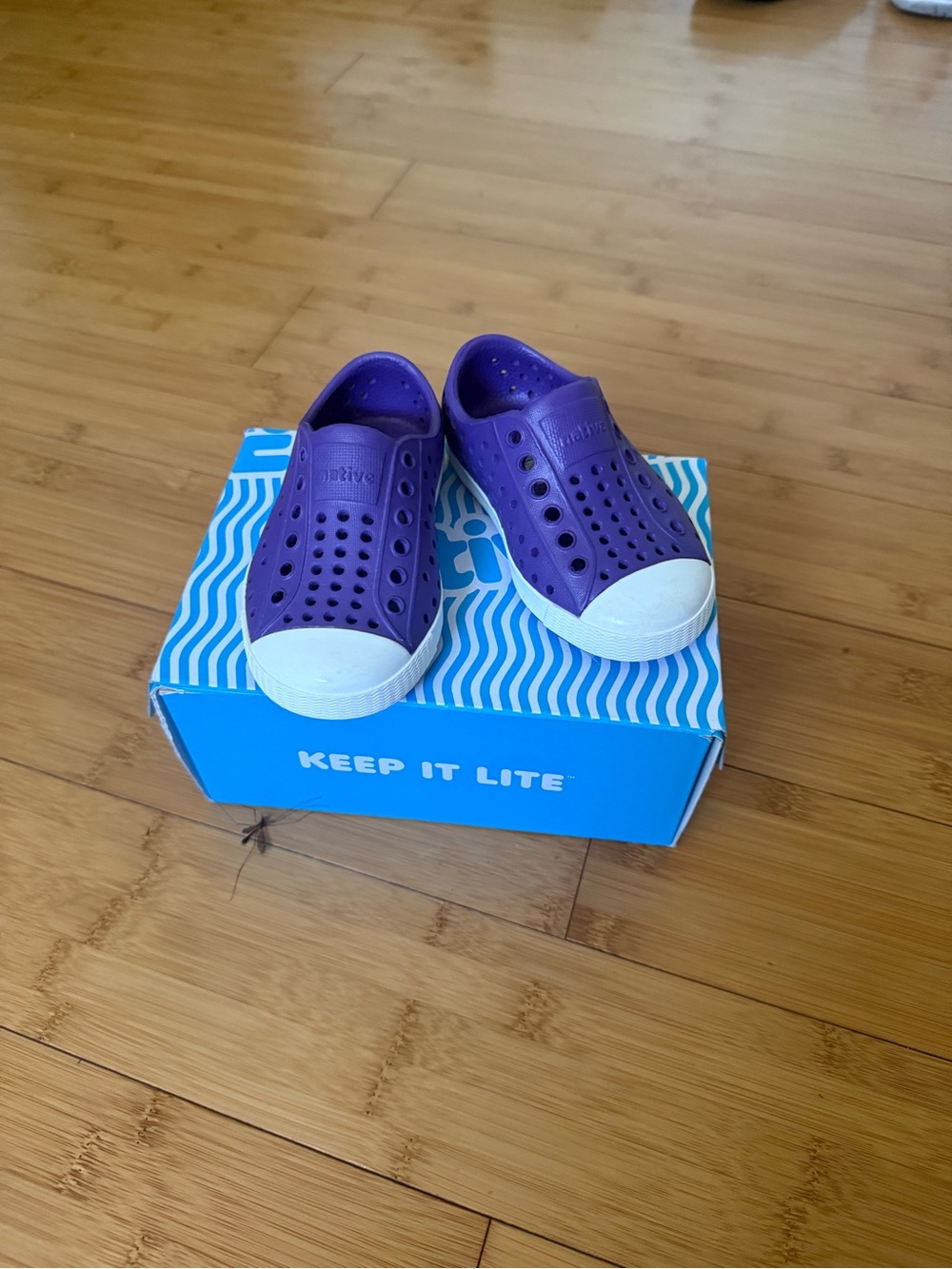Native Kids Water Shoes — Purple with White Toe